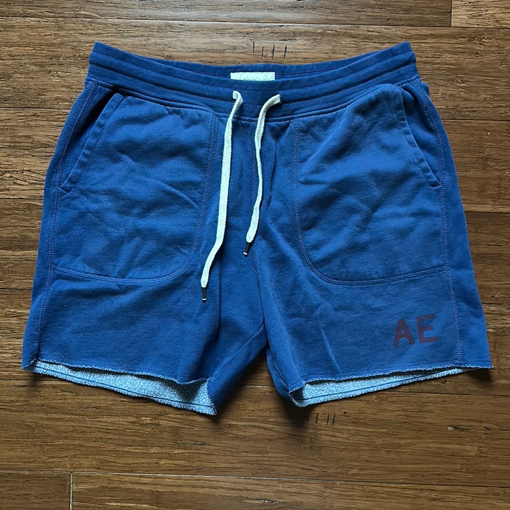 Men’s American Eagle shorts